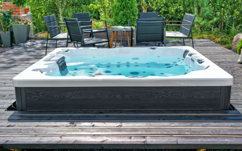 Jetted Tub Replacement in Sarasota, FL